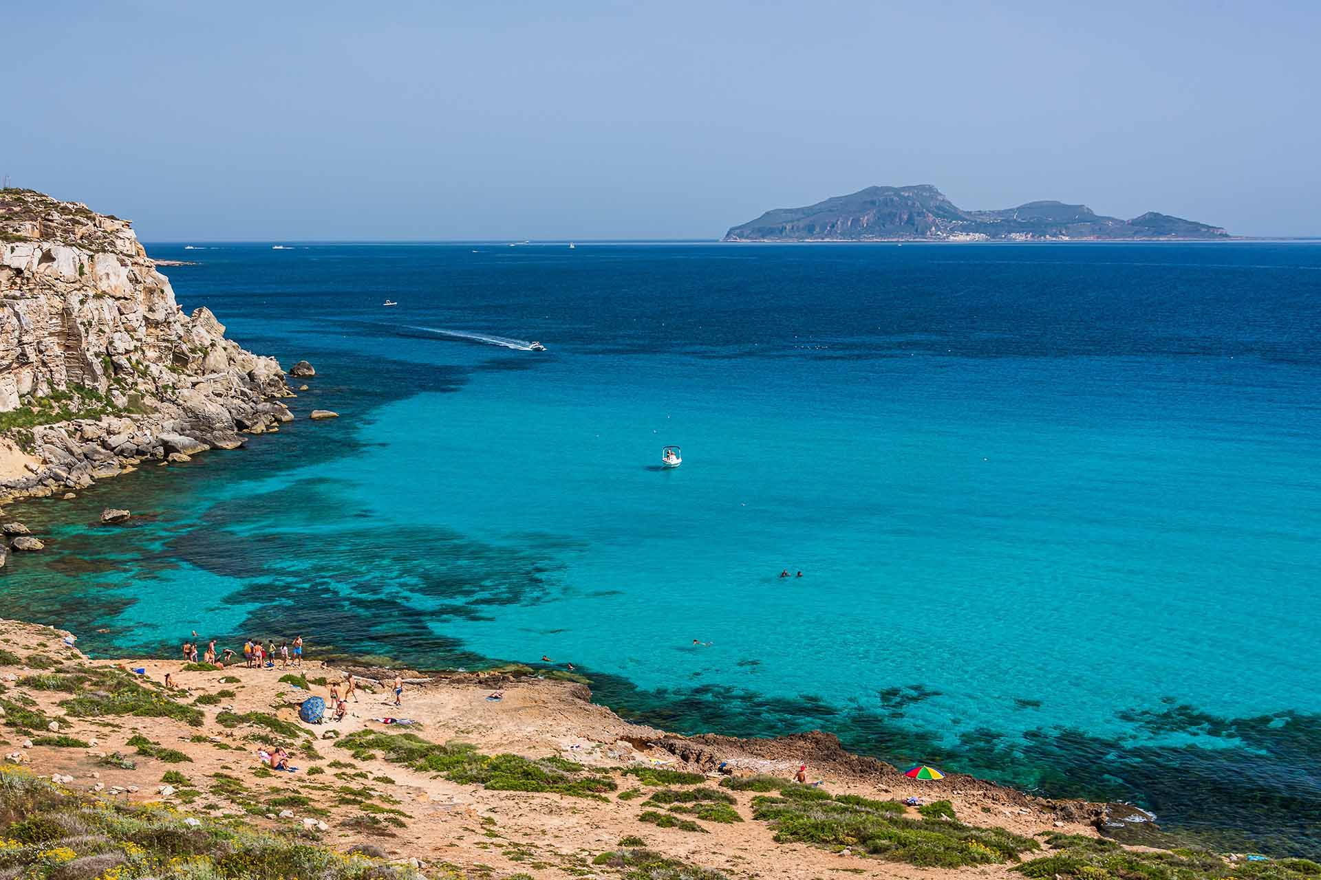 1680184487-escursione-favignana-levanzo-01.jpg